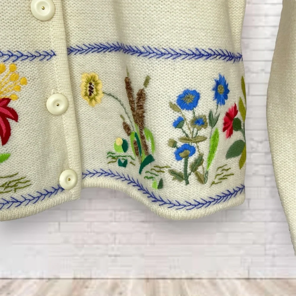 Susan Bristol Vintage 1997 Wool Cardigan Sweater Size M - Picture 4 of 7